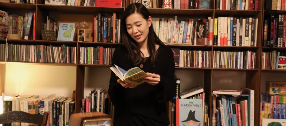 「書推了我一把,讓我變成了一位歌手」專訪創作女歌手——安溥