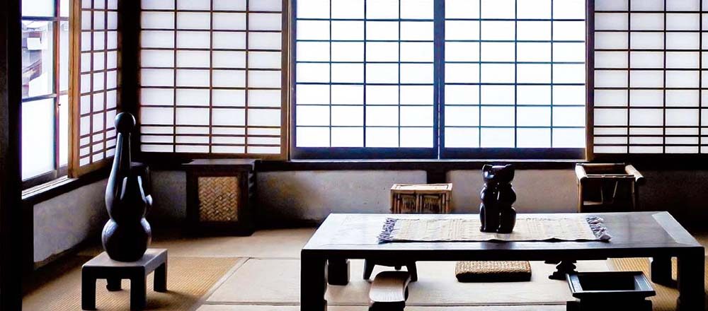 給自己一個遠離塵囂的機會，走進京都「河井寬次郎紀念館」，體會知名工匠樸實不炫耀的民藝美學-Hanako Taiwan